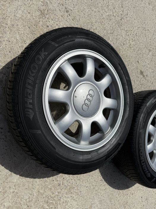 Ауди А6 с4 ромашка r15