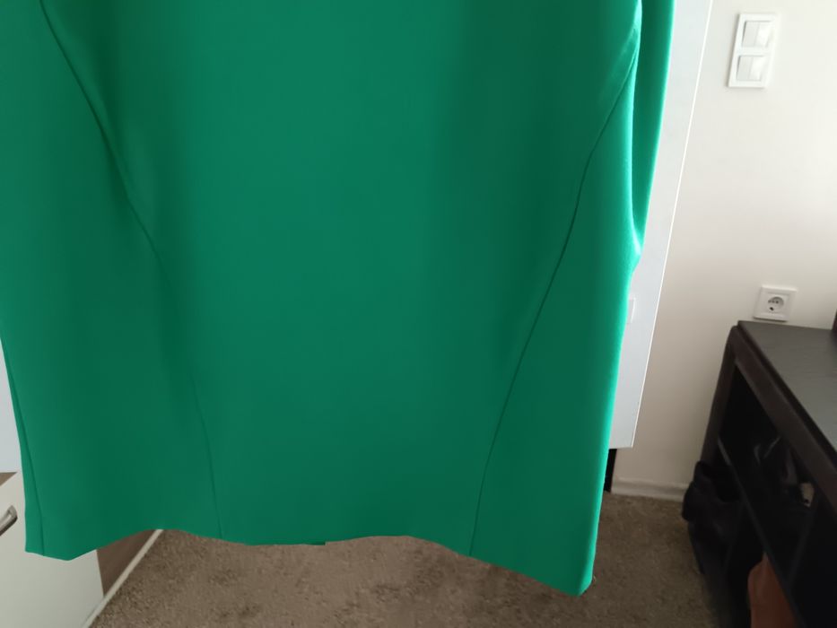 Рокля със сако.Може и поотделно.