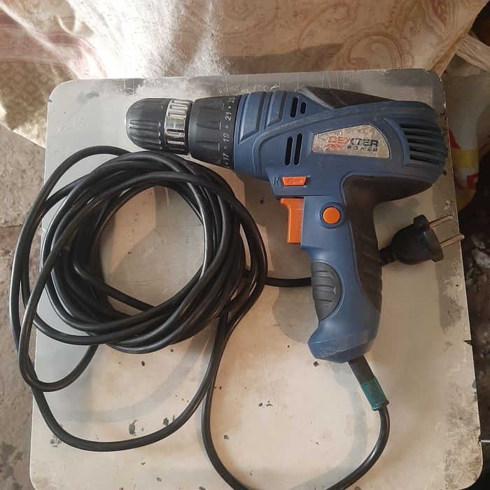 Продам шуруповерт