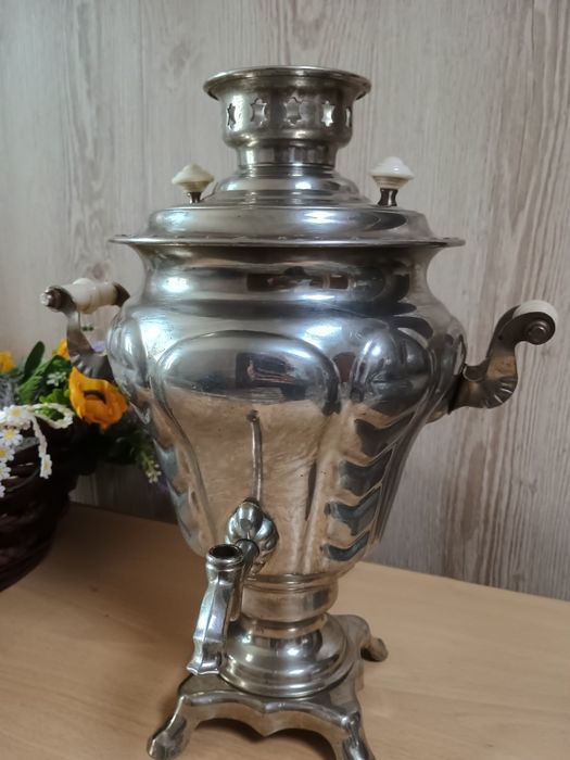 Продавам руски самовар