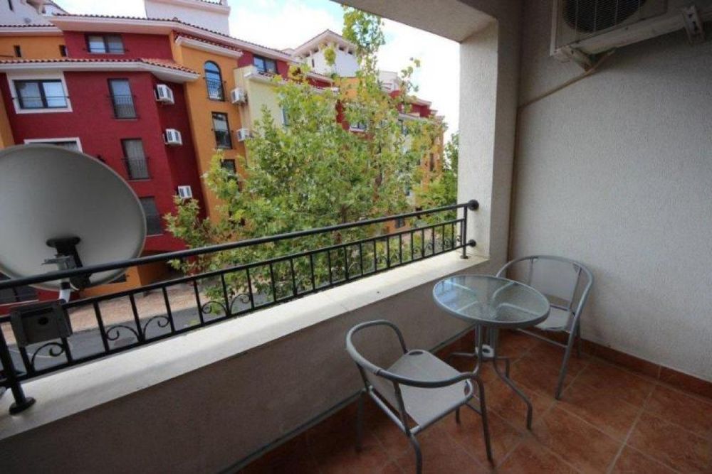 Продава се нов студио апартамент на брега на морето, Ахелой