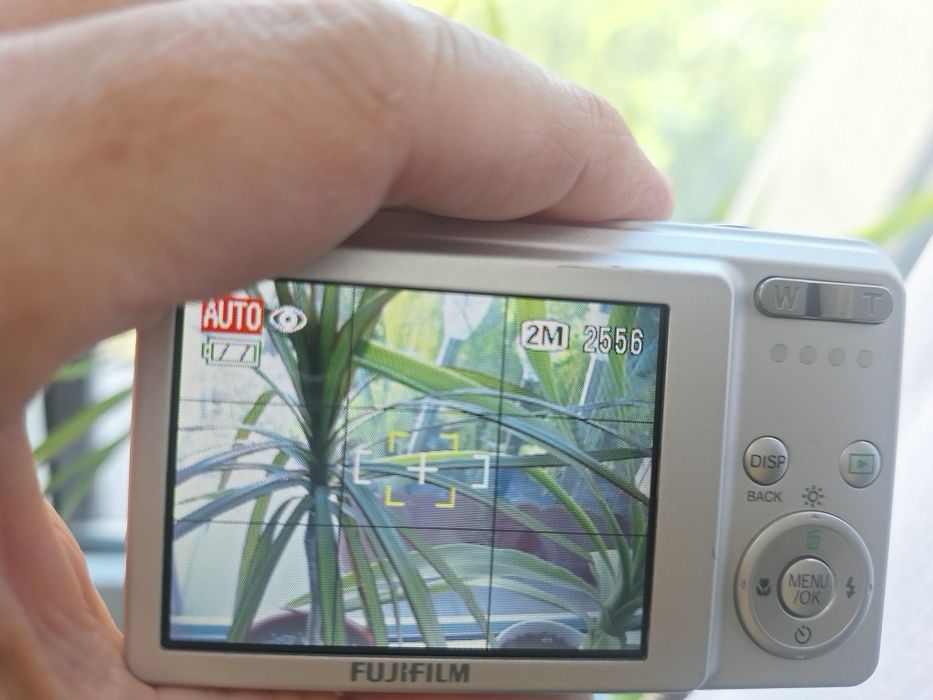 Fujifilm FinePix J10