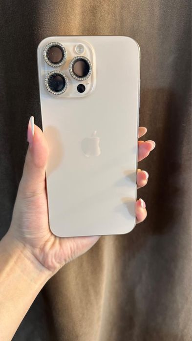 Продам Apple iPhone 16 Pro Max 256GB (NanoSIM + eSIM), золотистый