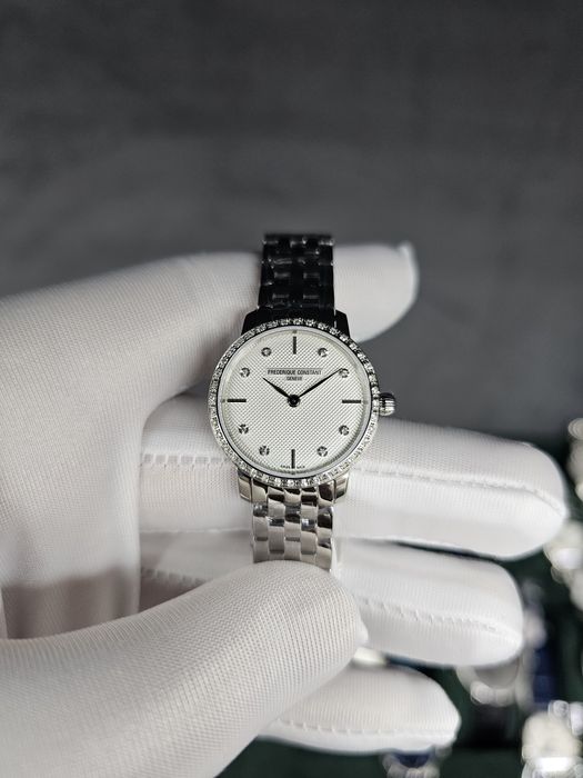 Женские Часы Tissot Chemin с Рубинами на циферблате