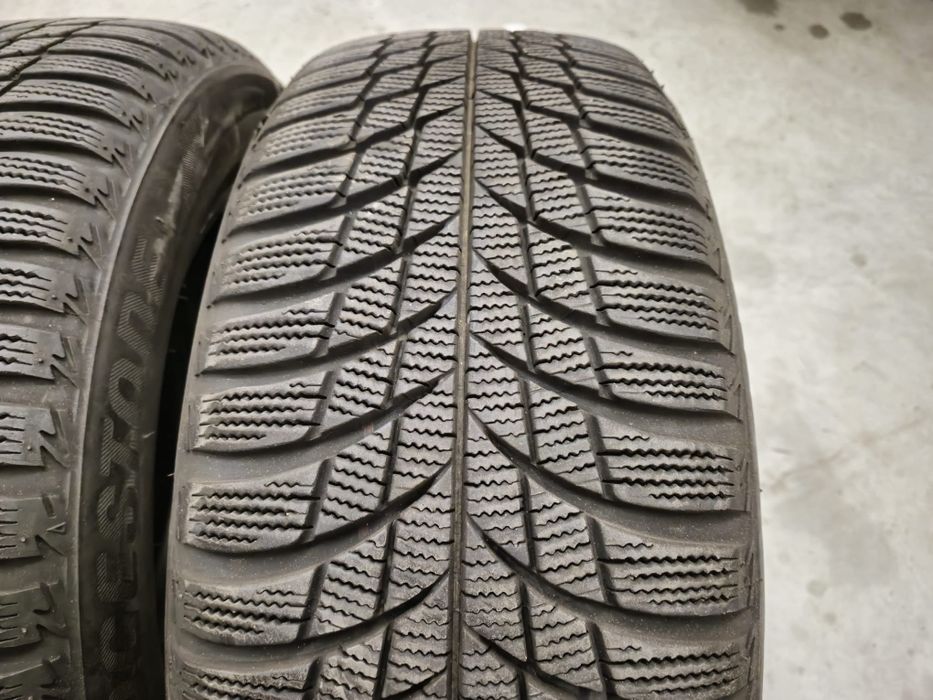 4 anvelope iarna Bridgestone 205 55 16 stare foarte buna