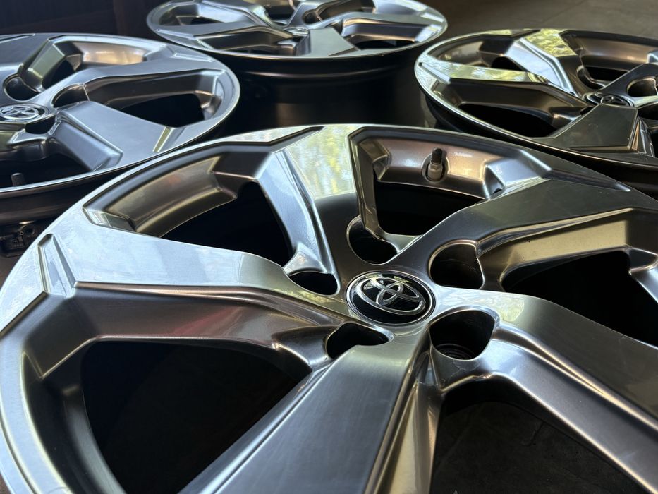 Оригинални джанти Toyota Rav 4 / Тойота 18" 5х114.3