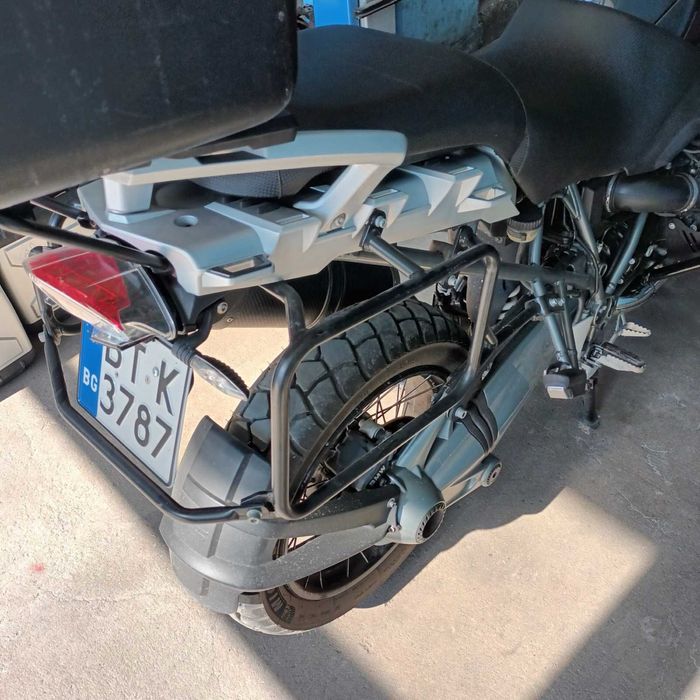 Странични стойки за куфари