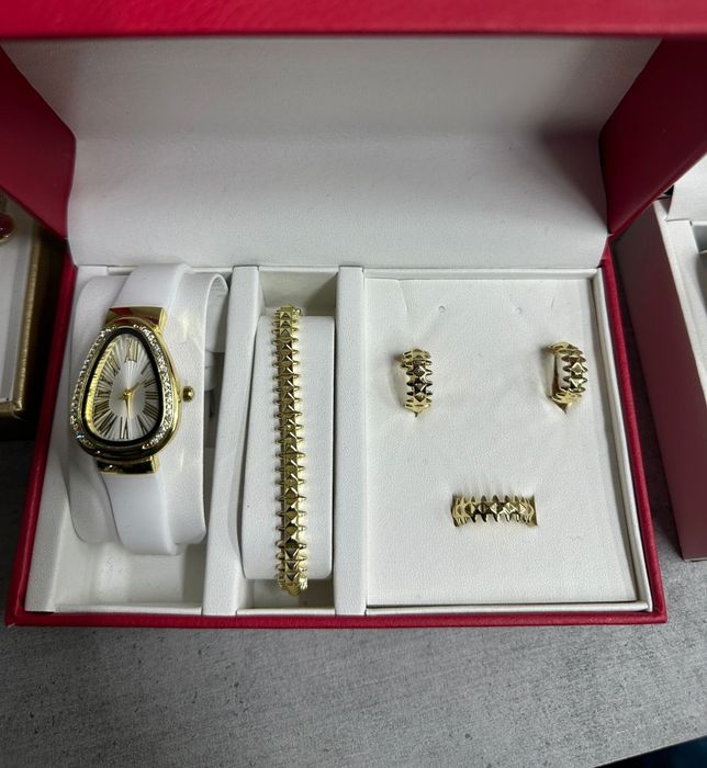 Бижутерия хороший