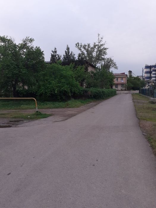 Продам 2ком г Янгиюль дом 2 квартира 3 с евро ремонтом  58,3 кв метров