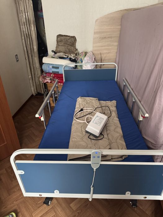 Кровать для лежачих