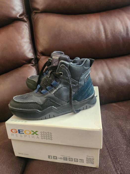 Детски боти Geox