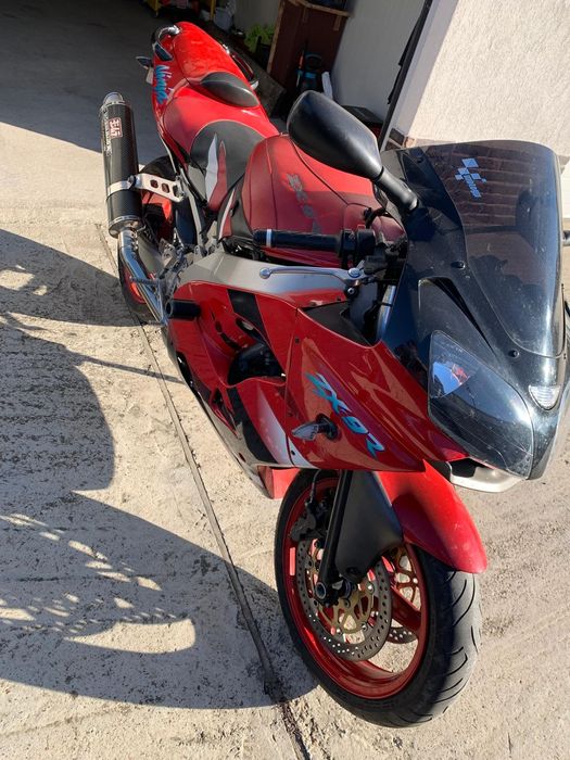 Kawasaki zx9/6 și Suzuki Sv1000 citiți dezm