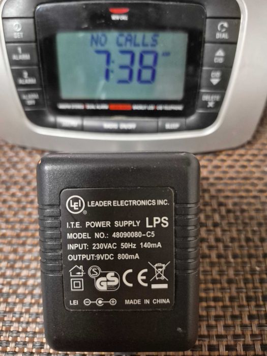 Telefon cu radio-5 lei transportul