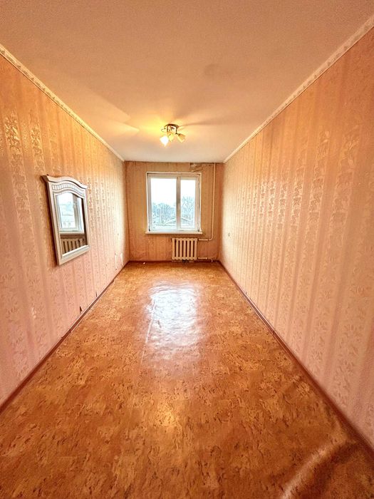 Продаётся 2 комн квартира