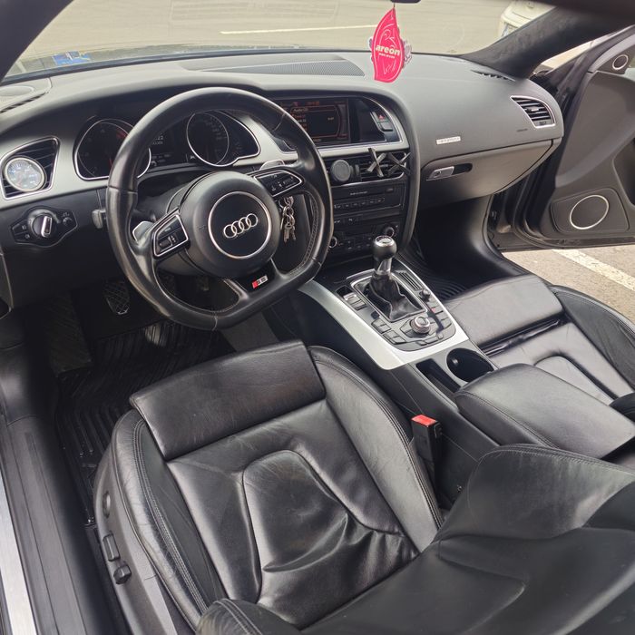 Vand sau schimb Audi a5 430cp 3.0 tdi Manual