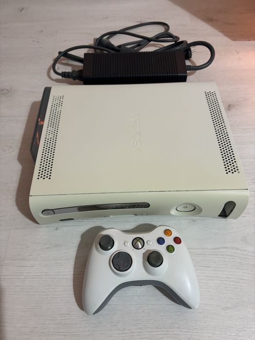 Xbox 360, controller original, HDMI, 60gb