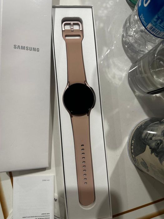 Смарт часы,Samsung Watch 4