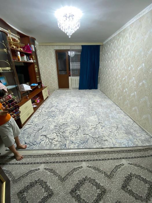 Chilonzor tumani 4-kvartalda 3 xona 4 xona qilingan uy sotiladi