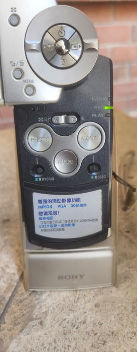 Мини Камера SONY Cyber shot ,, Камера Vsrio-Tessar Carl Zeiss 3,5-4,4и
