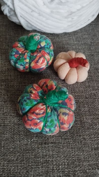 Плетени и текстилни тикви за декорация