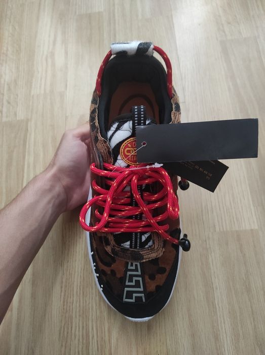 Versace chain reaction leopard print