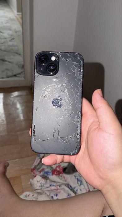 Iphone15 б/у обмен есть