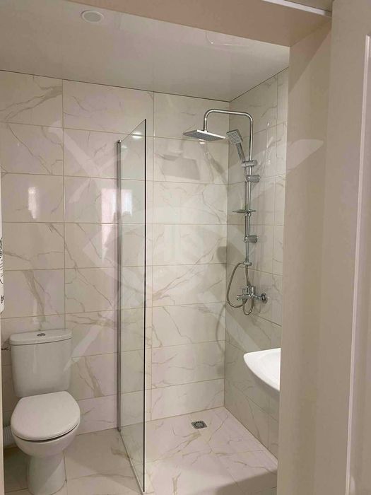 Дава се под наем Тристаен апартамент в Варна, Бриз - 165 кв.м за 1196.97 € - Снимка #6