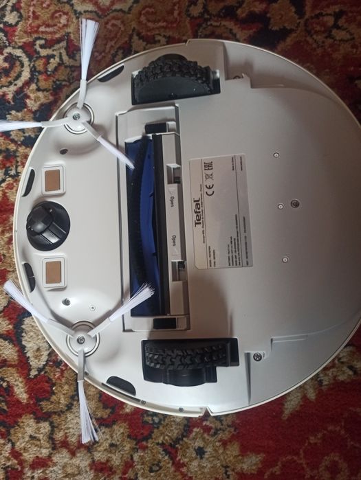 Продам Робот Пылесос