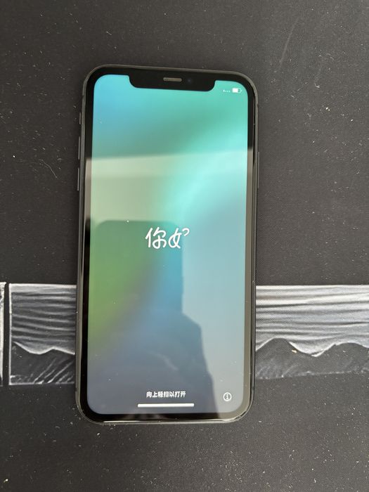 IPhone 11, 128 GB – 500lei (negociabil)