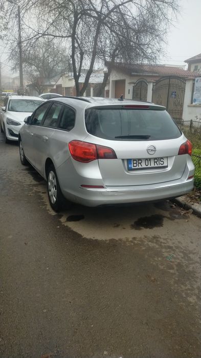 Opel Astra J 2013