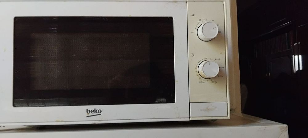 Mikrovolnovka BEKO/ Микроволновая печь BEKO/ не рабочая