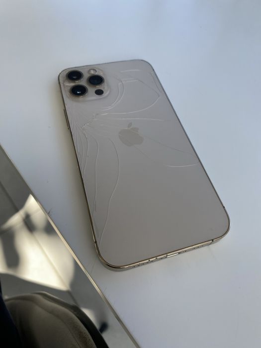 iPhone 12 pro 128gb в золотистом цвете