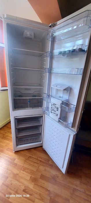 Se vinde frigider Beko, stare buna de functionare