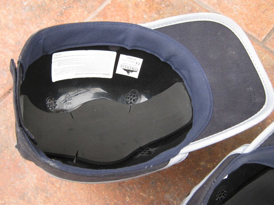 Casca protectie scuter trotineta bicicleta sapca frumoasa motoreta