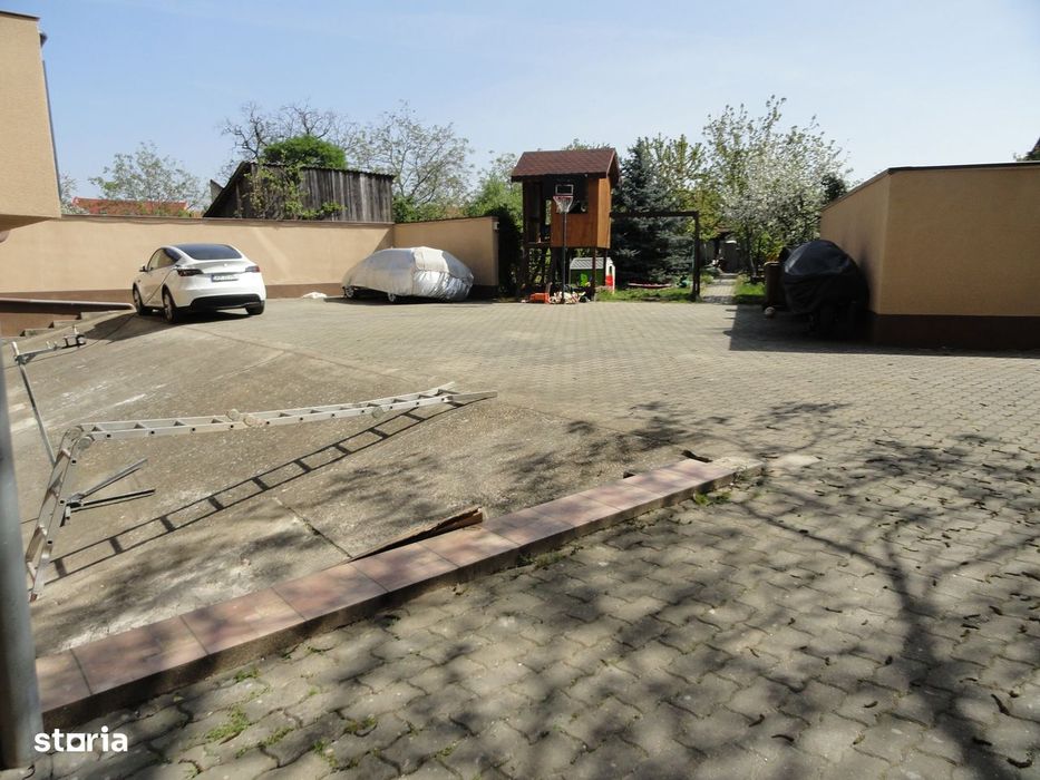 Apartament 2 camere decomandat, etaj 2, bloc nou, zona centrala, 91 mp
