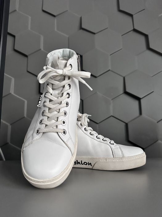 Ghete Karl Lagerfeld