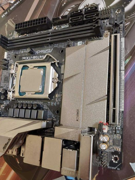 Intel Core i5 10400 + AsRock H470M-ITX/AC Wi-Fi