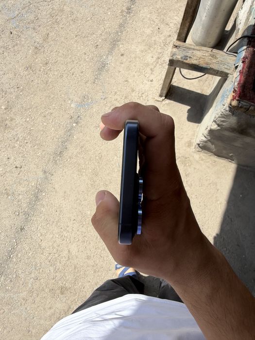Iphone 15 pro max sotiladi