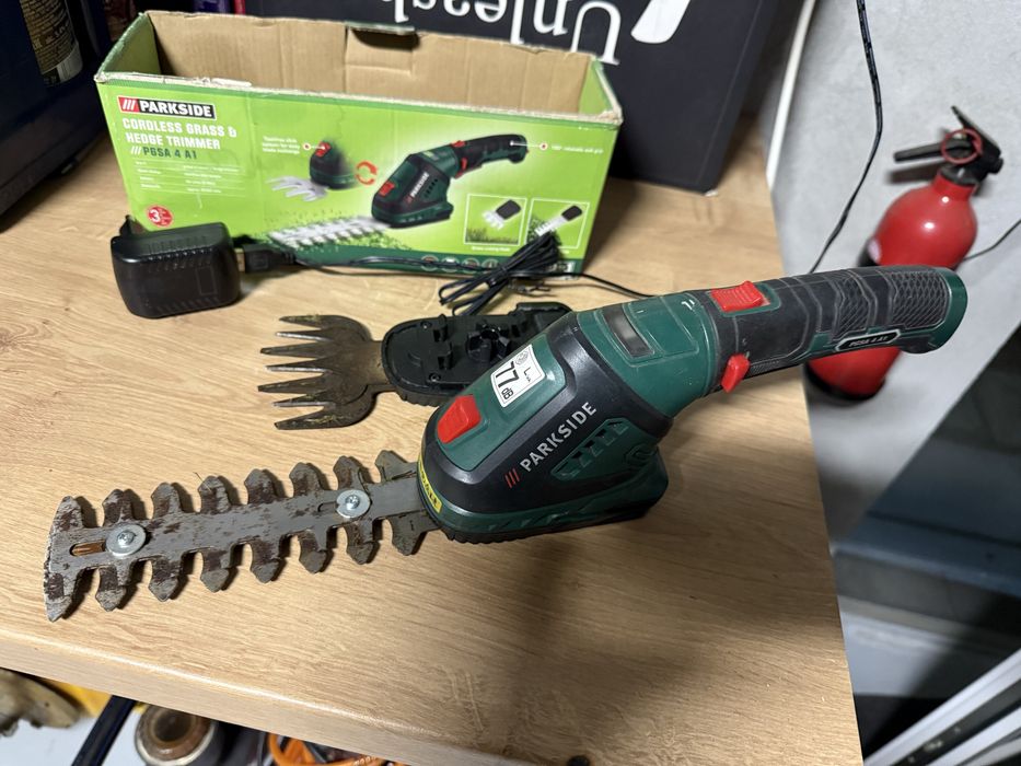 Foerfeca gazon  Unealta detectare tensiune electrica