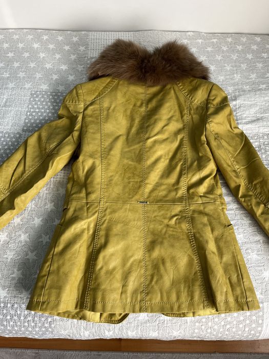 Дамско кожено яке