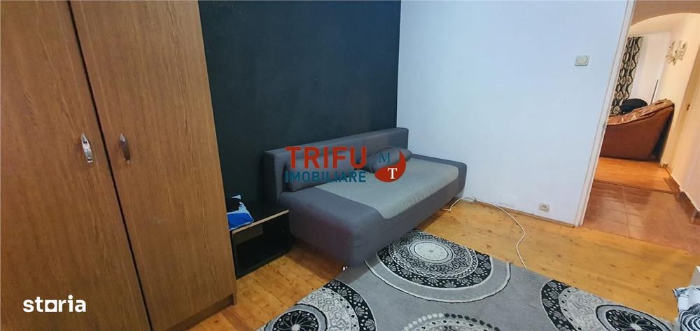 Apartament 3 camere de vanzare zona Dedeman