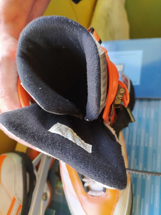 Роликовые коньки