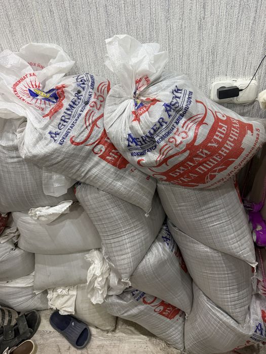 Продам песок и цемент срочно