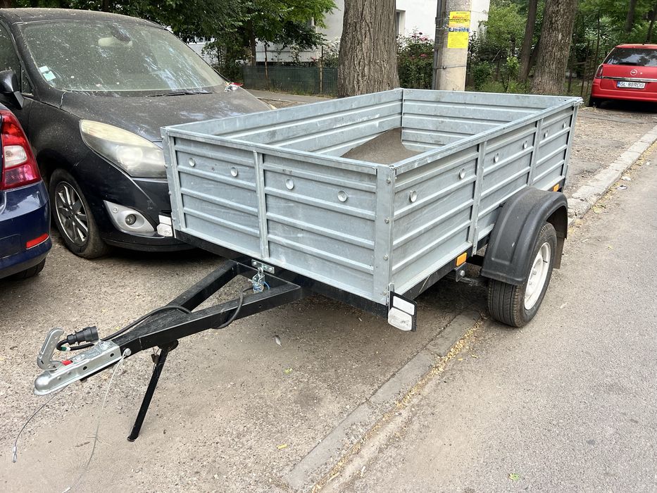 Inchiriez remorca 750kg basculabila