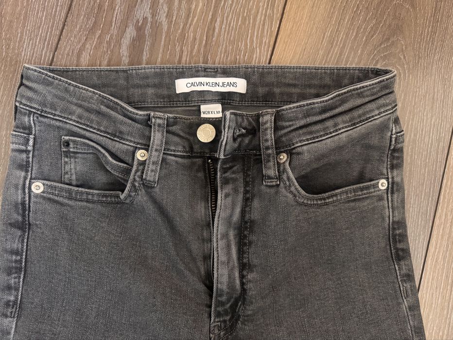 Дънки Calvin Klein