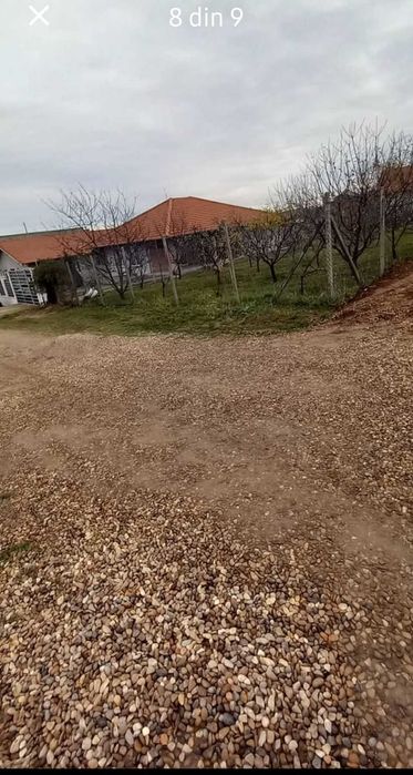 Vând parcelă intravilan