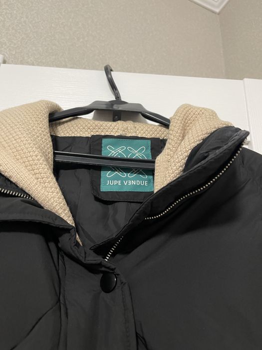 Куртка пуховик с капюшоном Италия