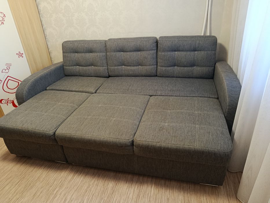 Продам диван, в хорошем состоянии.