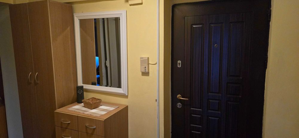 Inchiriez Apartament 2 Camere Ultracentral cu Balcon