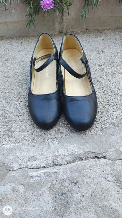 Детски обувки за народни танци